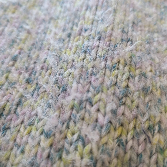 M Gap Puff Sleeved crew Neck Knit Sweater - Picture 8 of 10